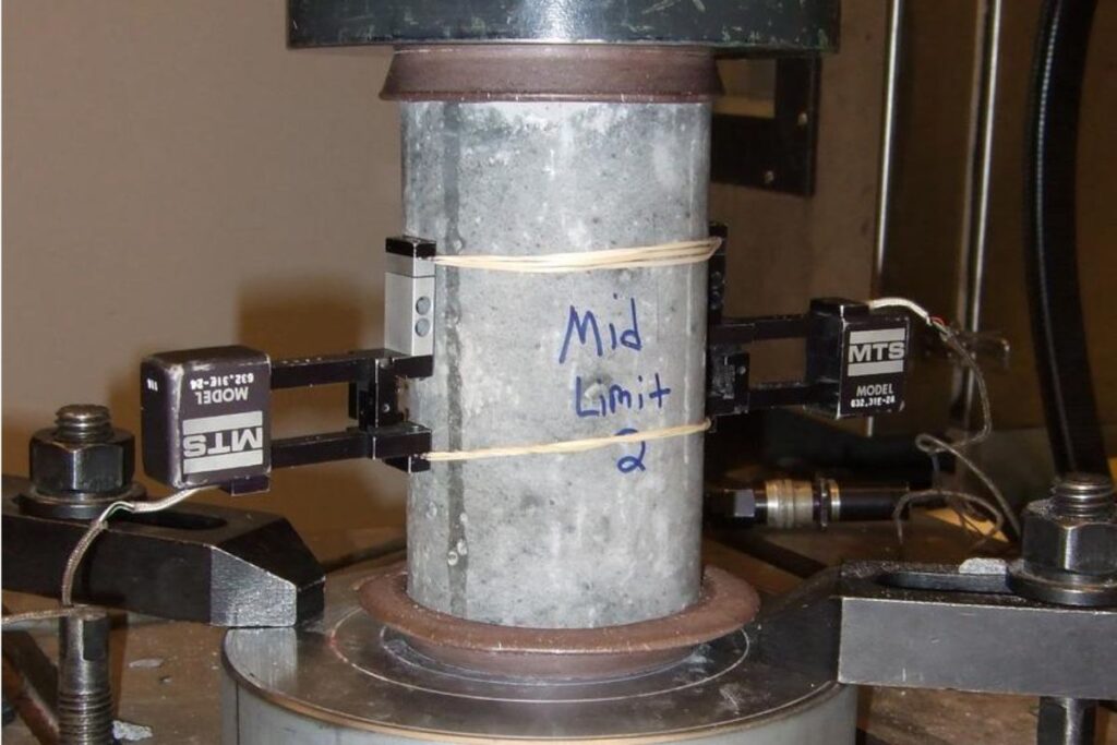 O que é rastreabilidade metrológica em máquinas de ensaio