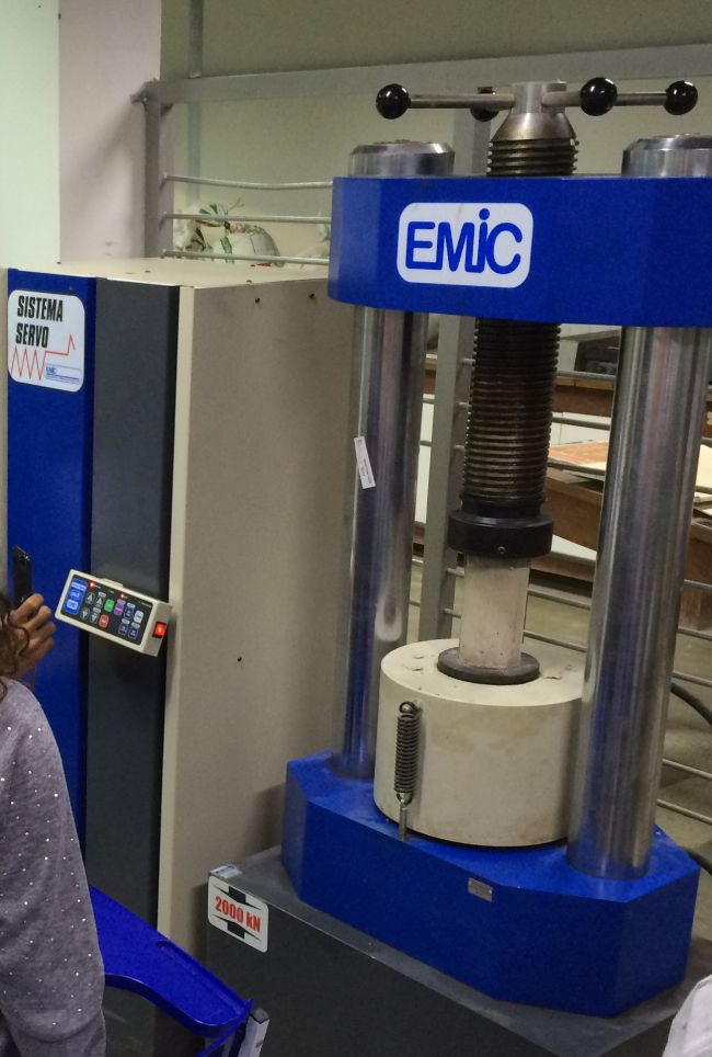 erro de excentricidade na prensa